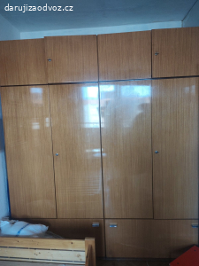 2 x velka satni skrin s nastavcem 100 x 200