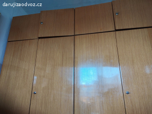 2 x velka satni skrin s nastavcem 100 x 200
