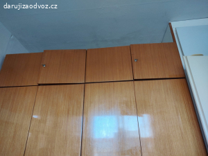 2 x velka satni skrin s nastavcem 100 x 200