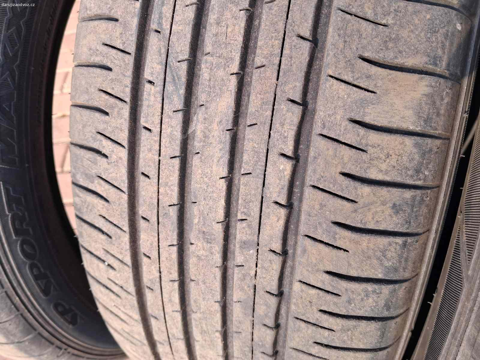 225/55 R18 letní. Daruji za odvoz použité 225/55 R18 letní, pokud by se někomu hodily na dojetí.