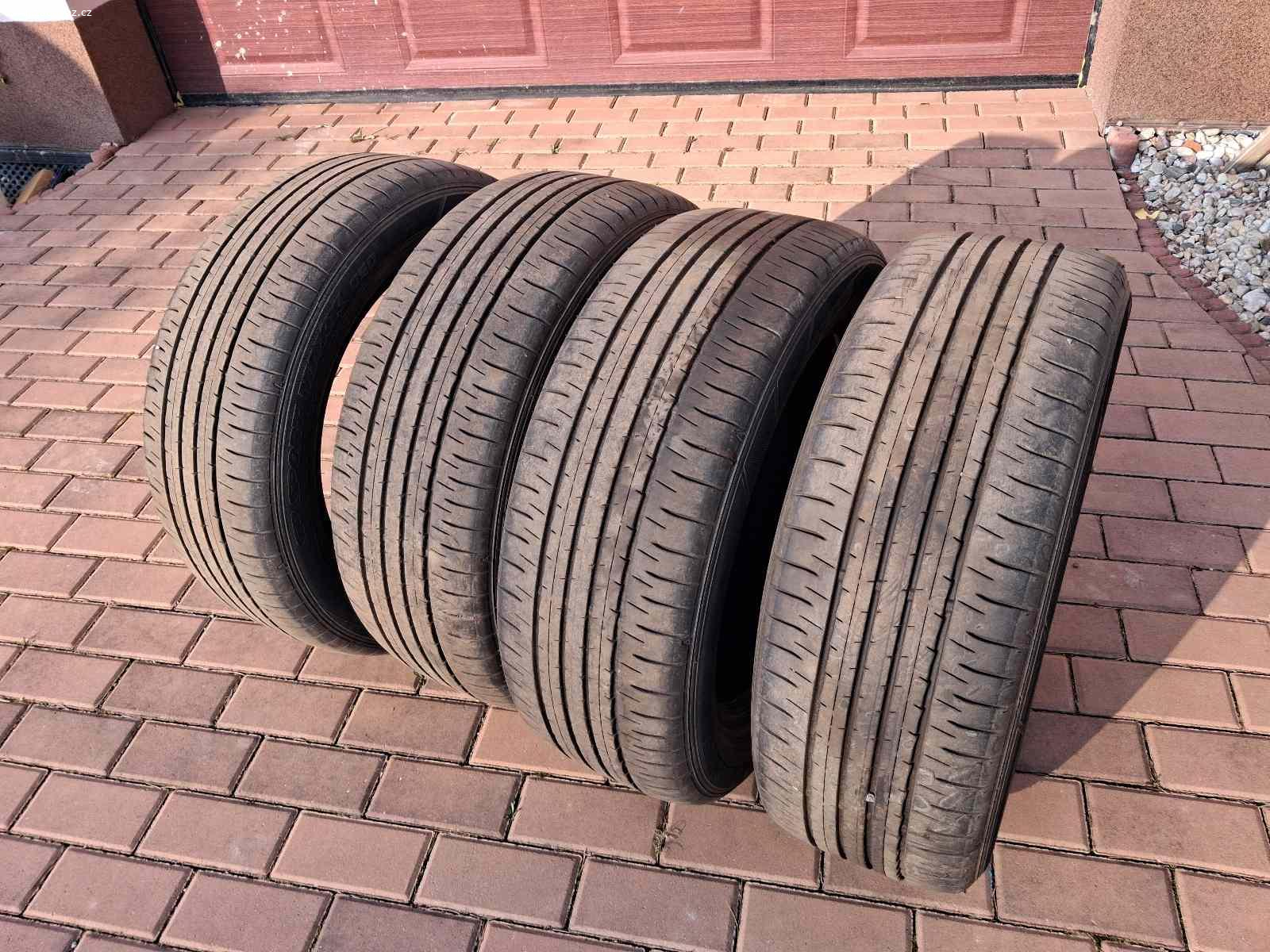 225/55 R18 letní. Daruji za odvoz použité 225/55 R18 letní, pokud by se někomu hodily na dojetí.