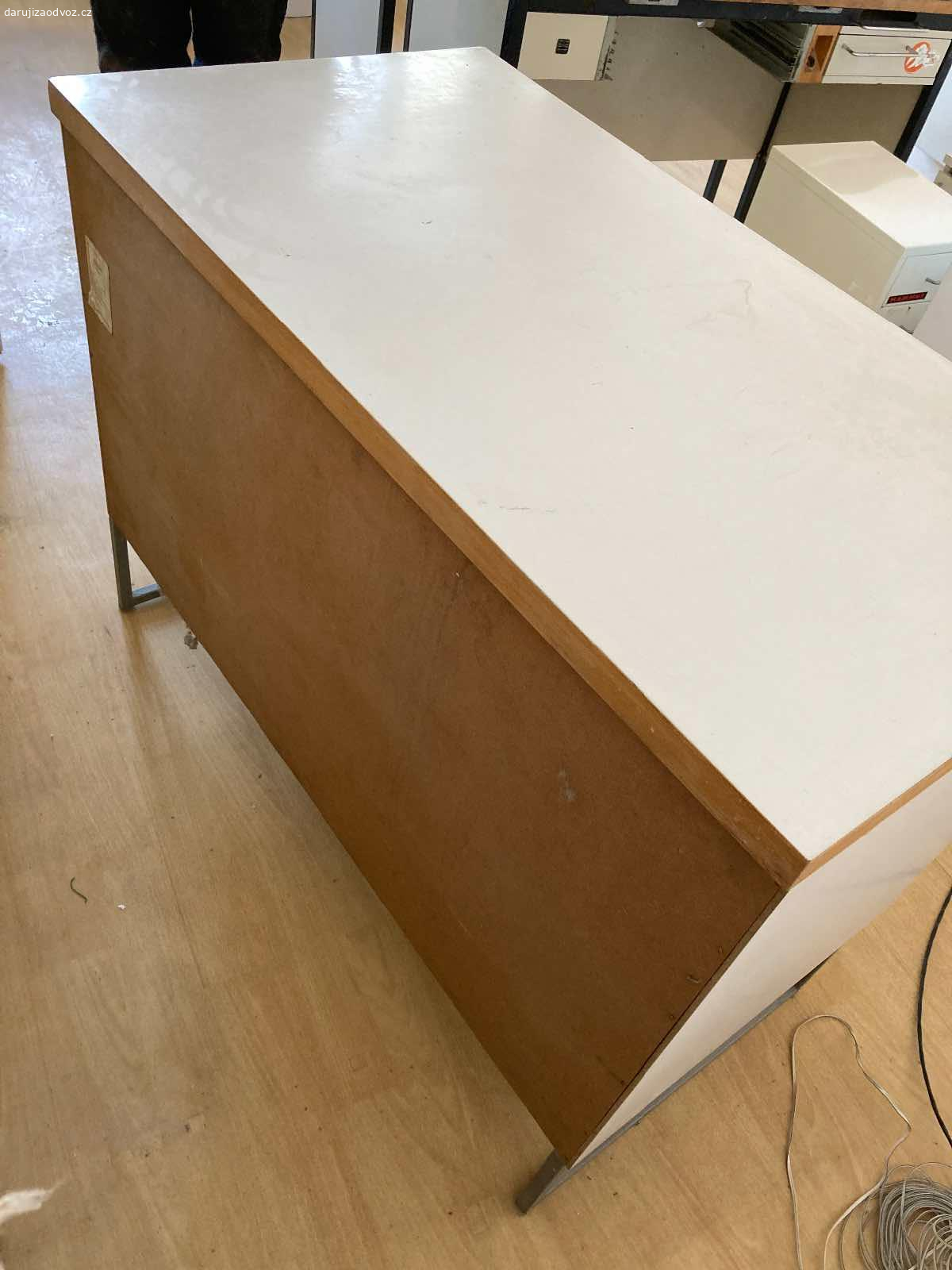 3x skříně/komody do dílny, skladu nebo garáže. Zachovalé bílé skříně/komody do dílny, garáže nebo skladu. Těžké dřevo, stabilní kovový podstavec.
Skříně jsou celkem tři.

Š121 V90 H50

Skříně nebudou rozebrané, buď odvoz v celku či vlastní rozmontování.