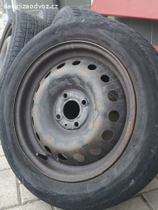 4x kola s celeročními pneu 185/60 r15