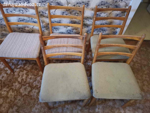 5 jídelních židlí