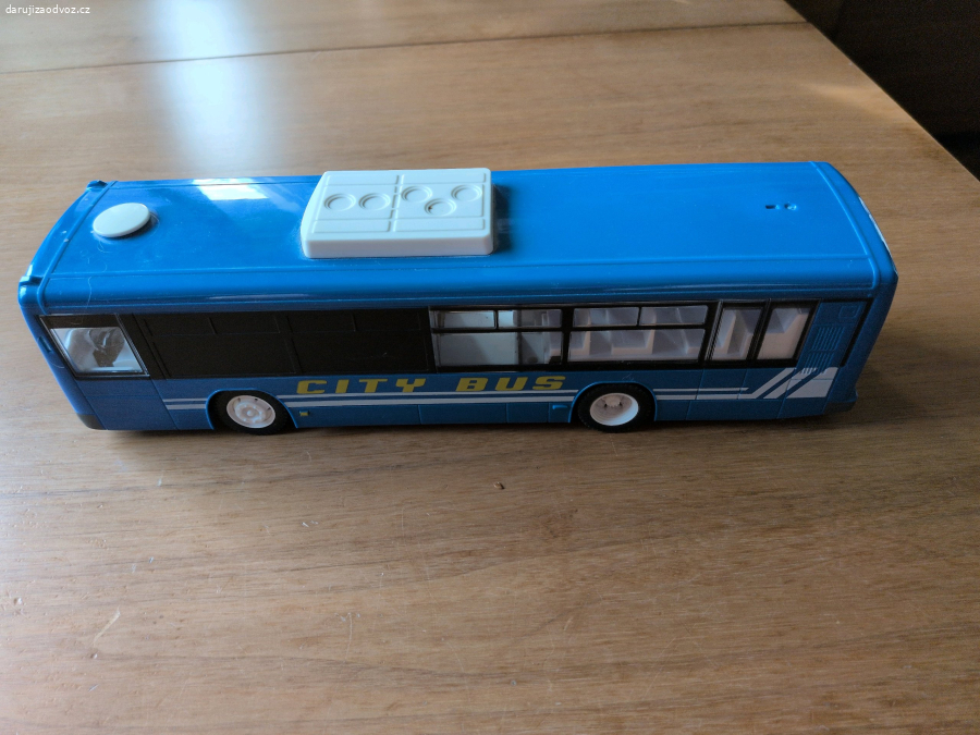 Autobus na ovládání NUTNO OPRAVIT