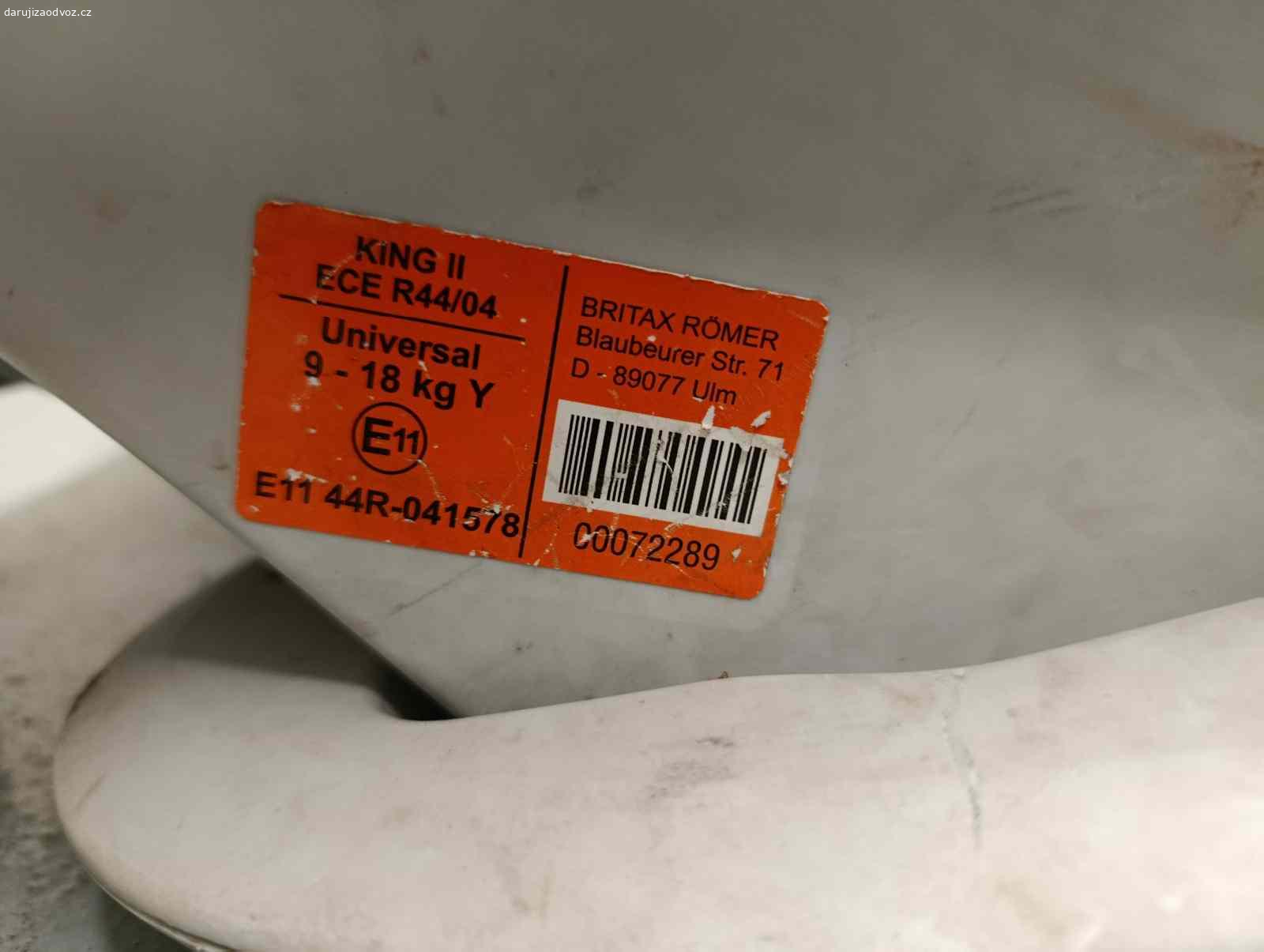 Autosedačka Britax King II 9-18 kg. Autosedačka Britax Römer King II pro dítě s váhou 9-18 kg. Nebouraná, stále v dobrém stavu, bohužel polystyrenová opěrka hlavy se rozlomila, nicméně drží a věřím, že to na funkčnost nemá vliv. Potahy jsou vyprané. Prosím zavolejte mi pouze pokud máte vážný zájem, možný pouze sobní odběr v Horních Měcholupech.