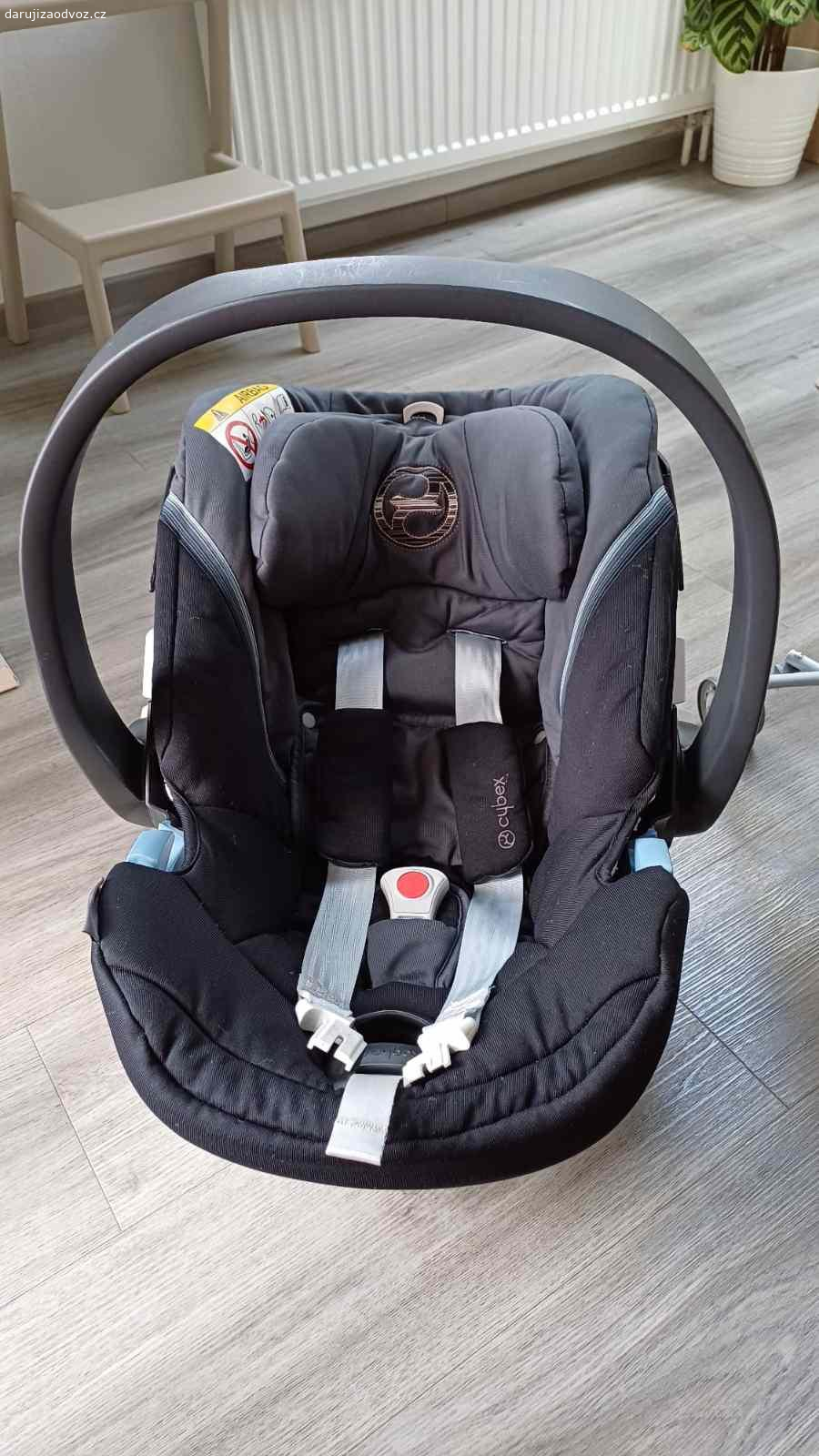 Autosedačka Cybex Atom 5. Daruji autosedacku. V dobrem stavu, akorat predni polystyren je prasknuty. Da se objednat novy.
Daruji za odvoz, nejake cerstve ovoce potesi, neni podminkou :)