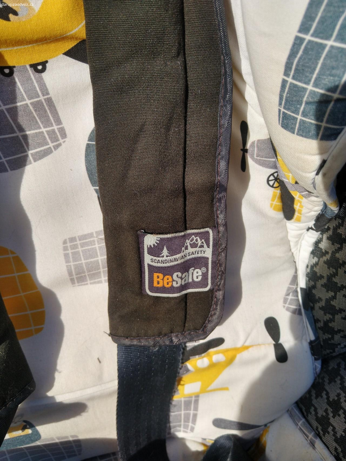 autosedačky BeSafe. Za odvoz nabízíme 2 dětske autosedačky bez isofixu besafe izi x1, jedná zcela funkční, druhá uvolněný polystyren ale jinak ale obě použitelné. Velmi dobře sedí díky dotahovacimu mechanizmu.

Odvoz Stará Huť, po dohodě Praha. Do středy pak jde do sběrného dvora