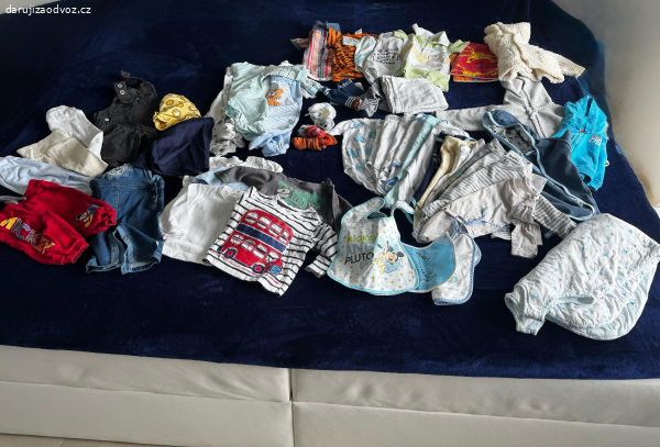 Balík dětského oblečení 52-68vel