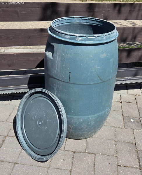 barel 220l s víkem