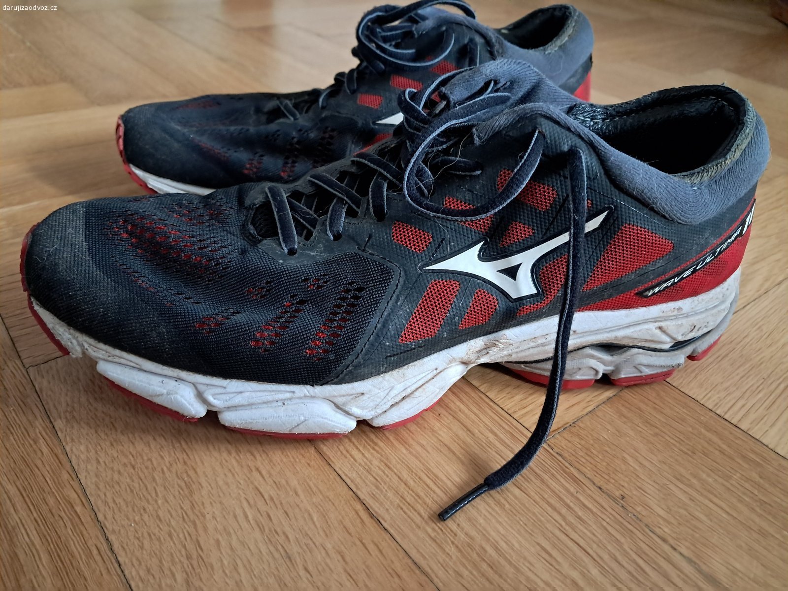 Běžecké boty vel. 42 (s opravenou patou). Mizuno wave ultima 11 - Pata je vyspravená kůží, může být proto nepatrně těsnější, jinak bez poškození, pouze mírné opotřebení