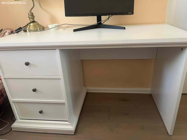 bílý zánovní stůl 130x62x75cm - Praha 6 - Petřiny