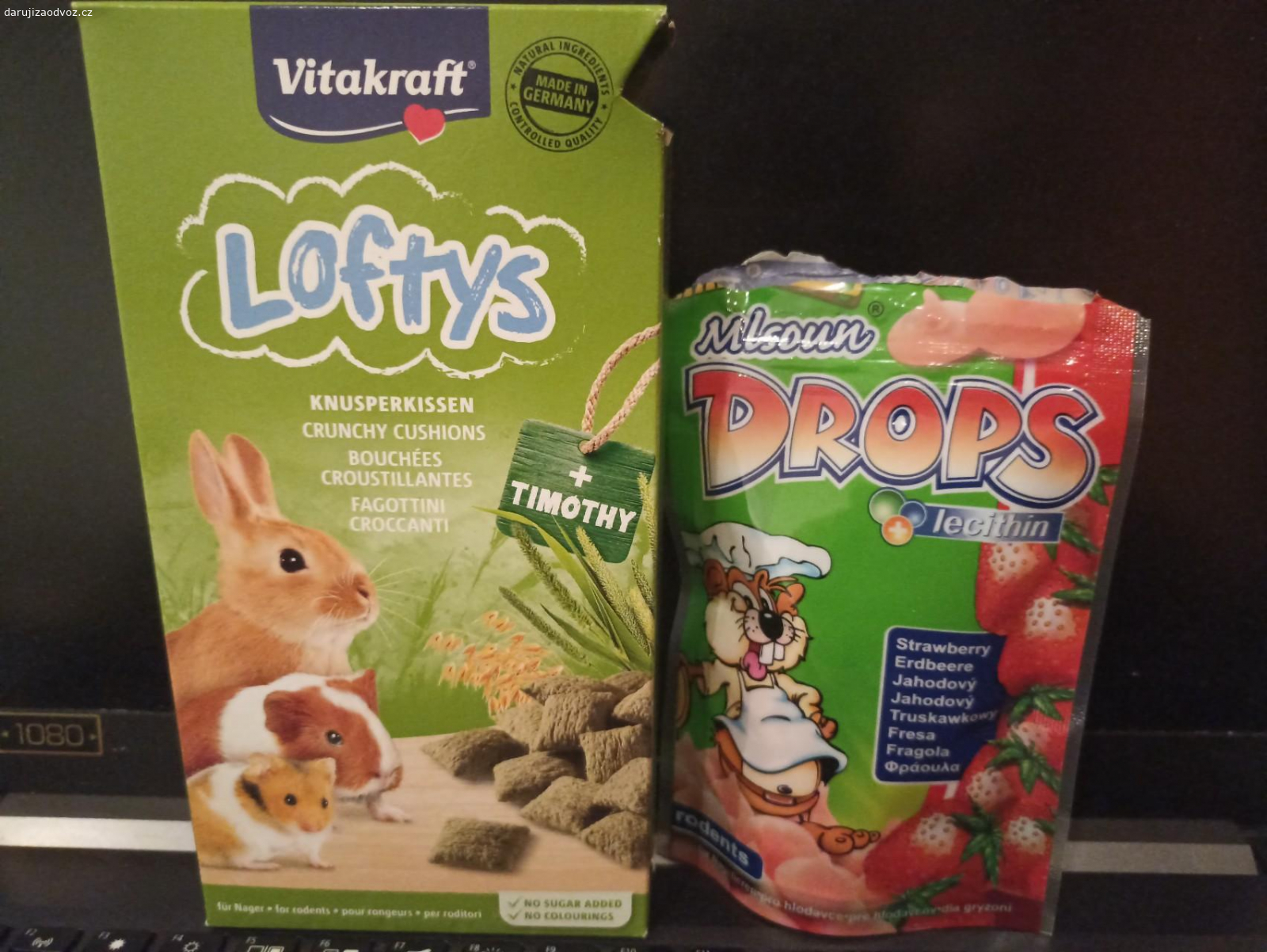 Bio Miro, produkty pro králíčky. Nabízíme pro majitele králíčků hl.od značky Bio Miro nevyužité produkty, třeba za čokoládu - 2 x tekuté seno, když má králíček problémy s trávením, zoubky, apod. Dále měsíček, libeček a dva čajíky pro spokojené bříško (o produktech příp. na biomiro.store).