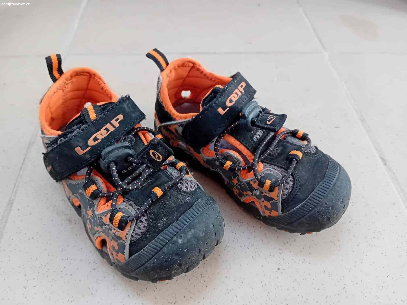 Boty - trekové sandálky Loap, vel. 25. za sladkost