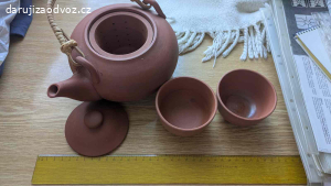Čajová Hliněná konvička s  hrníčky
