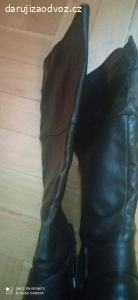 Černé koženkové kozačky vel.39