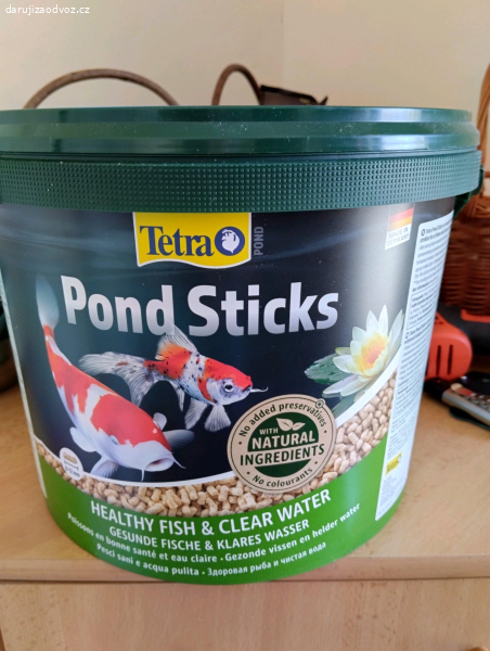 Dám za odvoz krmivo pro ryby