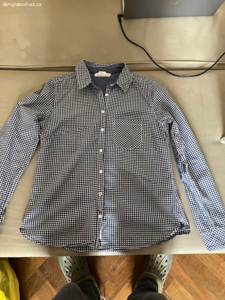 Dámské oblečení M,S