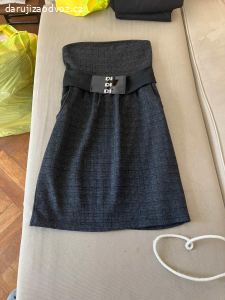 Dámské oblečení velikost M, některé S