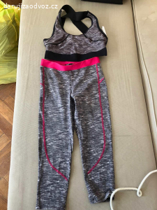 Dámské oblečení velikost M, některé S