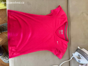 Dámské oblečení velikost M, některé S