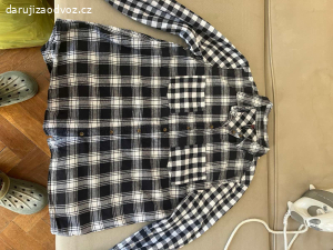 Dámské oblečení velikost M, některé S