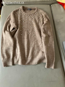 Dámské oblečení, velikost M, některé S