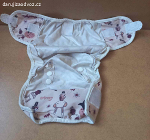 Daruji 3 kusy rostoucích svrchních plen (3-9 kg)