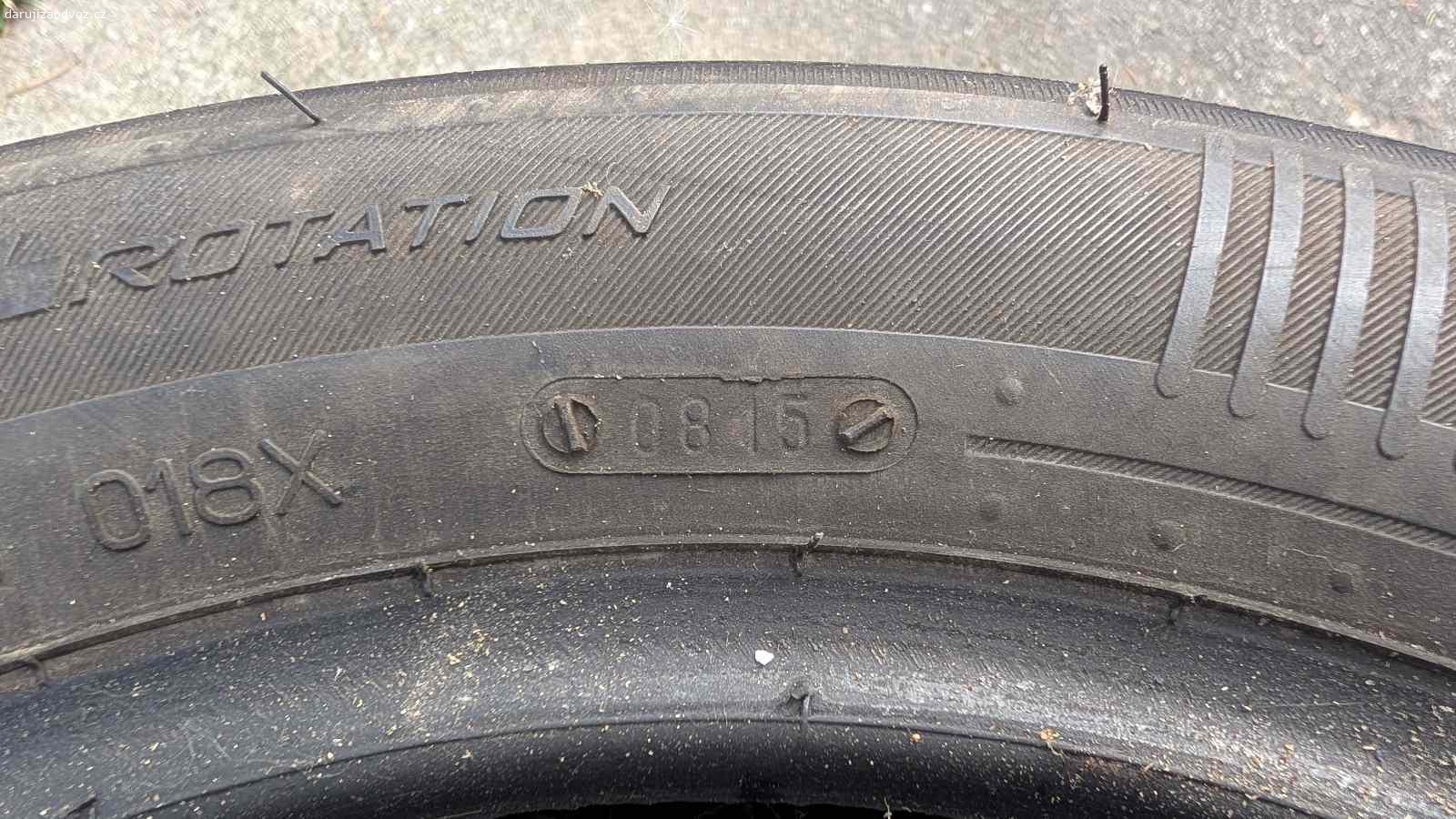 Daruji 4x pneu Kormoran 185/60/R14 dobrý vzorek. Funkční, dobrý vzorek, ihned k odběru, pouze volat! Na SMS a e-mail nereaguji.