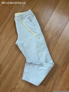 Daruji dámské 3/4 kalhoty vel. M