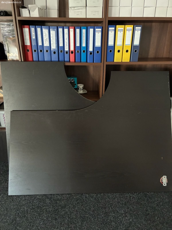 Daruji desku stolu