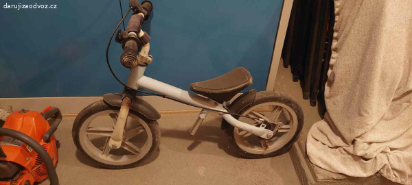 Daruji dětské odrážedlo