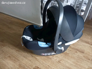 Daruji dětskou autosedačku