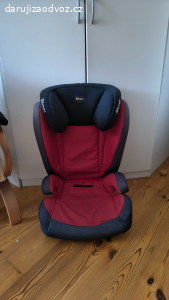 Daruji dětskou autosedacku