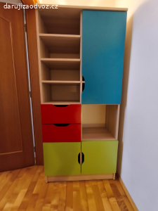 Daruji dětskou skříň
