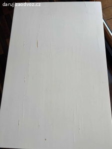 Daruji dětský stolek za odvoz