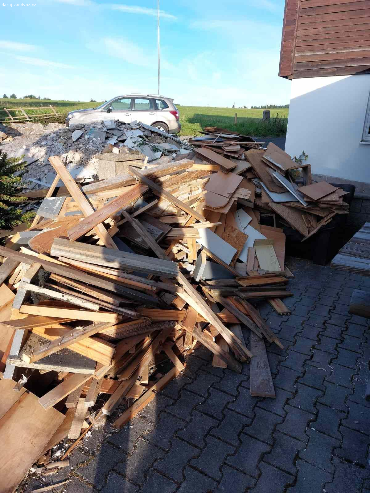 Daruji dřevo na otop. Daruji dřevo na otop za odvoz. Lokalita Abertamy