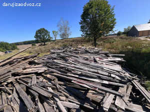 Daruji dřevo z demolice