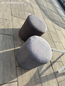 Daruji dva taburety