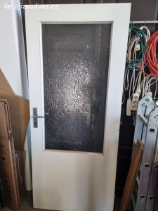 Daruji dveře, ideální na stavbu