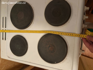 Daruji elektrický sporák s troubou Beko FE 566 E