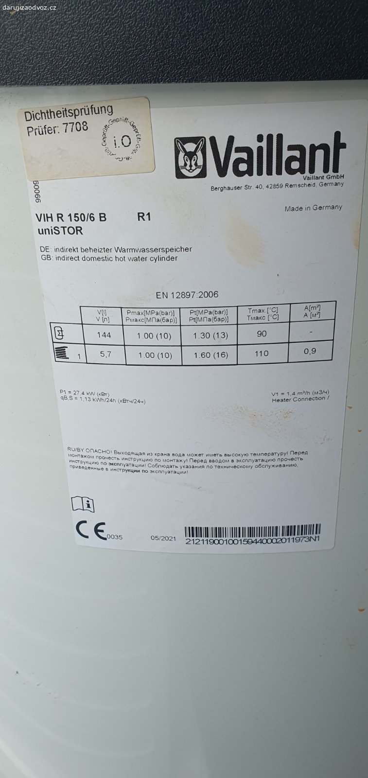 Daruji  funkcni 144l zasobnik na teplou vodu. 5 let stary 144l zasobnik znacky Vailat, funkcni vcetne expanzni nadrze a ruznych ventilu. Vymeneno z duvodu instalace fototermickeho reseni ohrevu vody a nutnosti mit jiny typ zasobniku. Pro vice detailu vid stitek vo foto