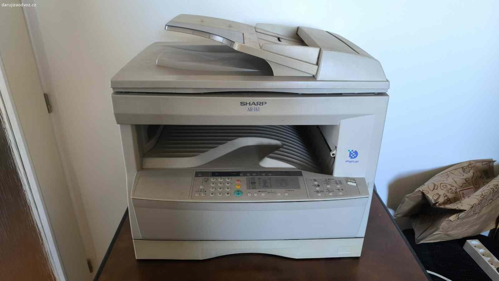 Daruji funkční Tiskarny. -  CB laserová tiskárna Sharp AR 161 - tisk do A3
-  Barevna laserová tiskárna Q3702A