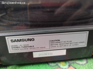 Daruji gramofon značky Samsung