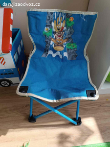 Rezervace Daruji hrací koberce a židličku