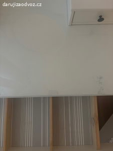 Daruji IKEA makeup stolek se stoličkou