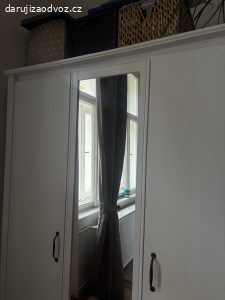 Daruji IKEA skříň