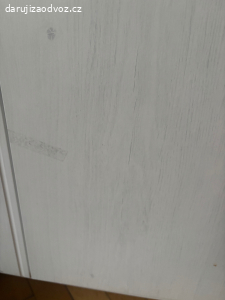 Daruji IKEA skříň
