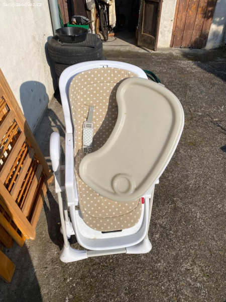 Daruji jídelní židličku