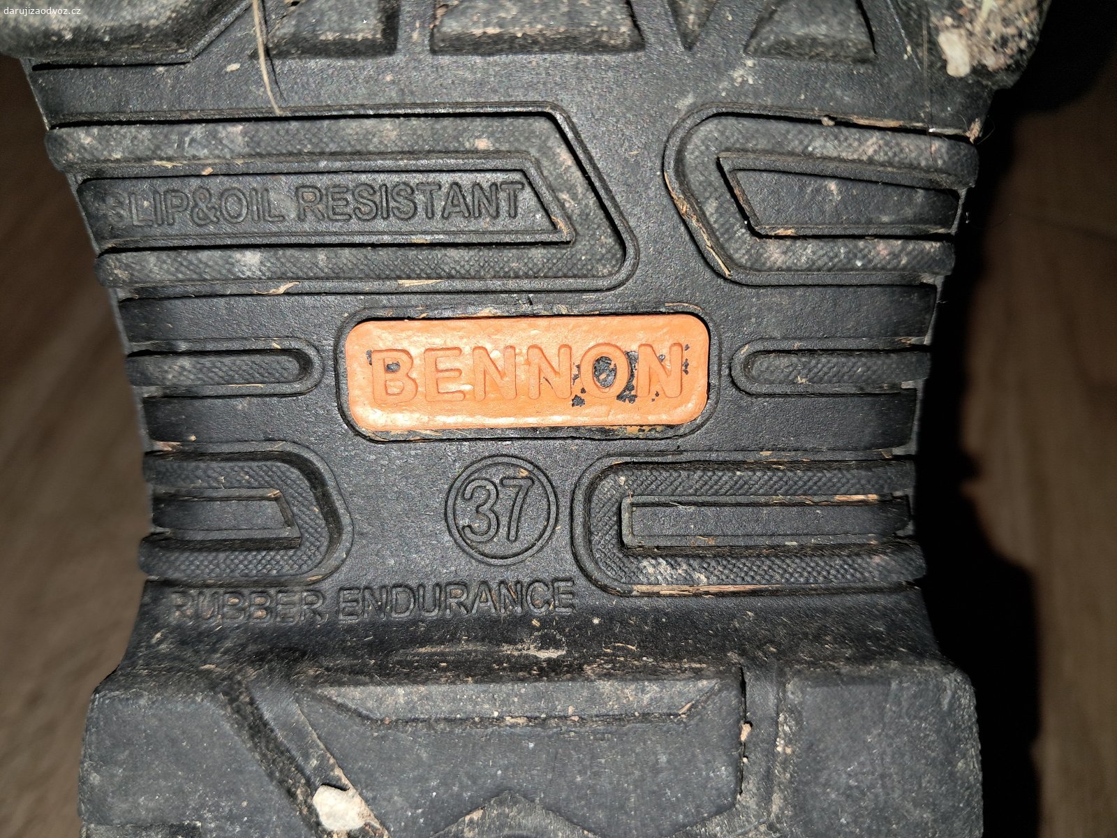 Daruji kanady Bennon vel.37. Vysoké kožené boty Bennon commodore O2NM s membránou